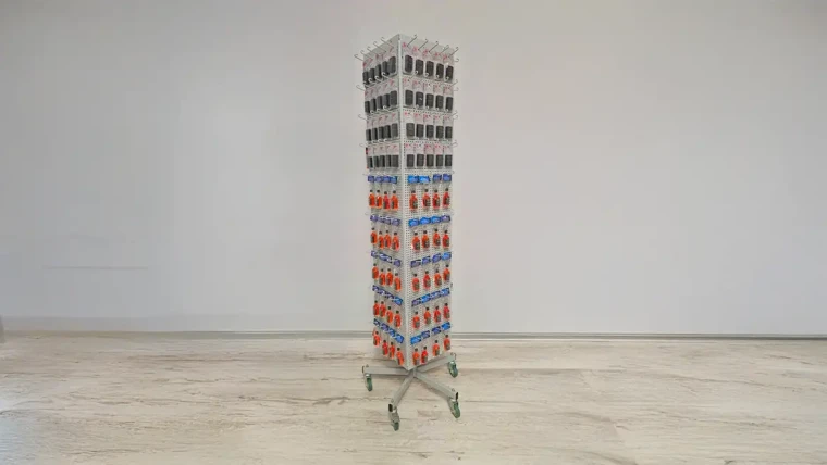 Professional display stands for keyrings and magnets 1